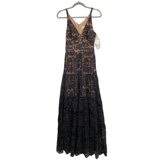 Dress the Population Olinda Lace Maxi Dress Navy & Gold Size Small NWT - Picture 2 of 9